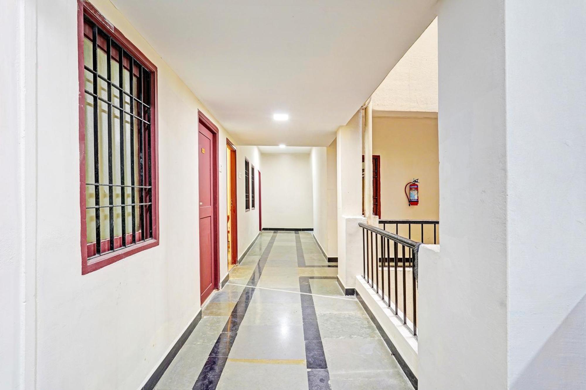 Hotel O Purasaiwalkam Chennai Bagian luar foto